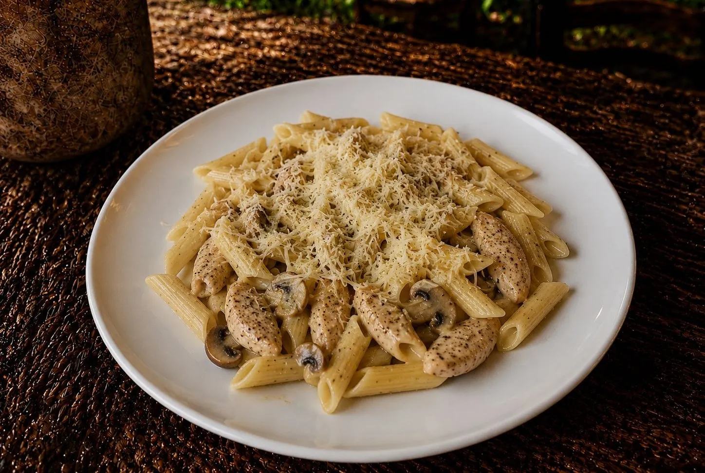 Tavuklu Mantarlı Penne